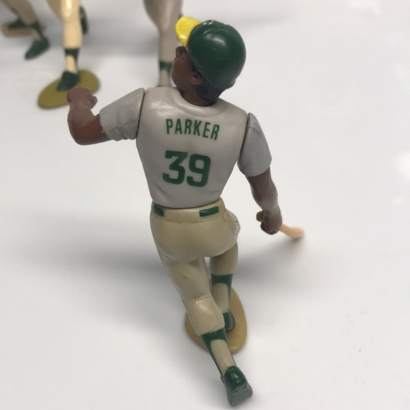 NBA, NFL and MLB Bundle of Figurine’s - Picture 7 of 14